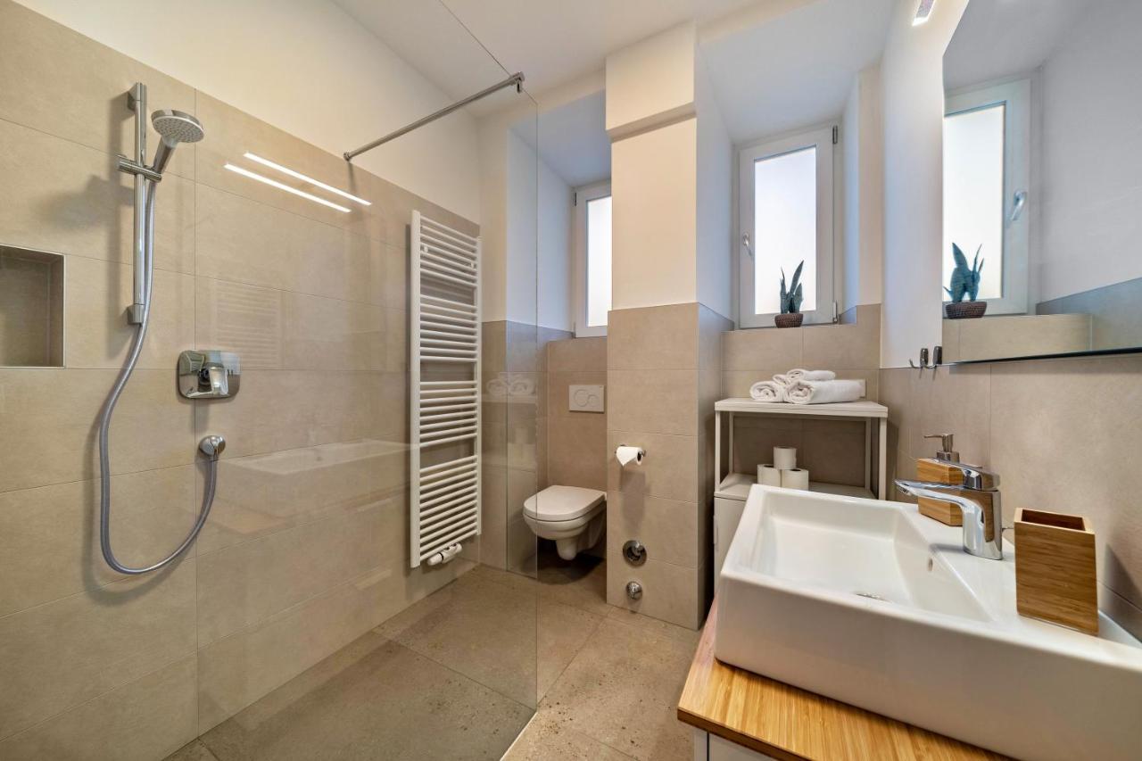 Central Suite Meran Ngoại thất bức ảnh