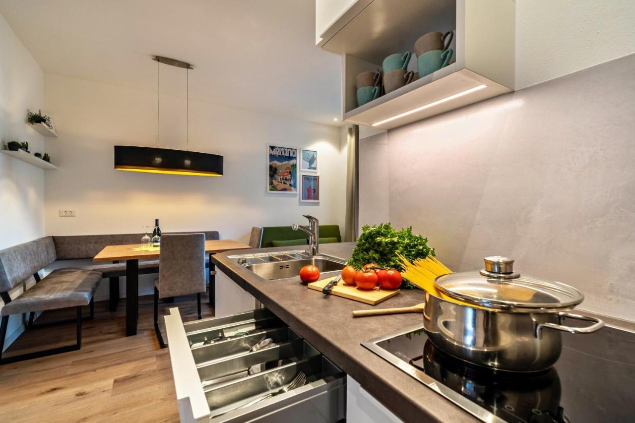 Central Suite Meran Ngoại thất bức ảnh